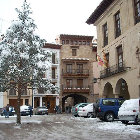 Hotel Jaime I Mora de Rubielos Bagian luar foto