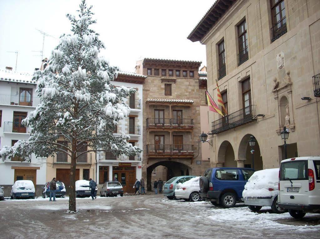 Hotel Jaime I Mora de Rubielos Bagian luar foto